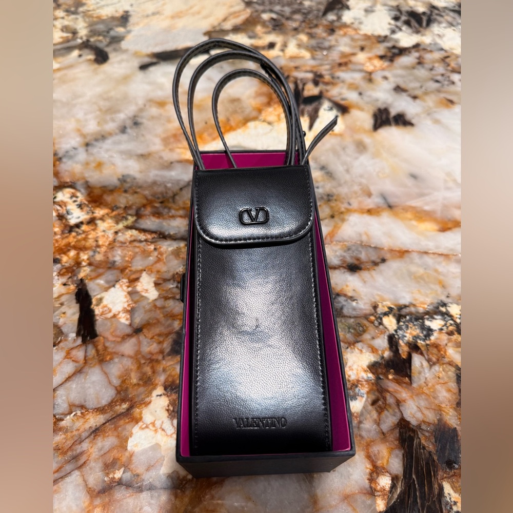 Valentino Garavani Black Leather Phone Holder with Strap - Picture 4 of 4